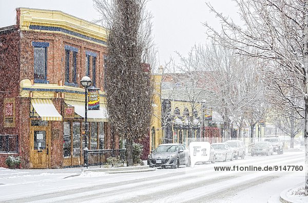 Touristic Front Street in Penticton during a snow storm. South Okanagan Valley  British Columbia  Canada.