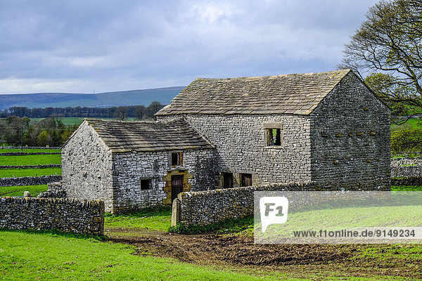 Stone barn in the English Countryside