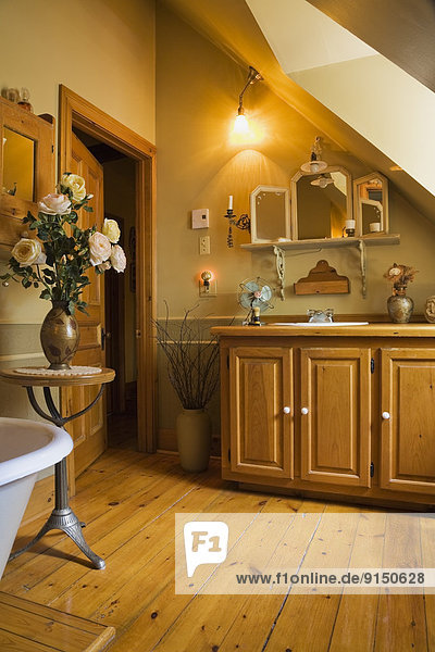 Wohnhaus Badezimmer Ländliches Motiv ländliche Motive innerhalb Nachbarschaft kanadisch Kanada alt Quebec
