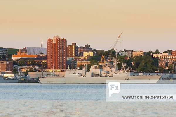 Dock  Monarchie  Schiff  Schiffswerft  Kanada  Halifax  Nova Scotia  Neuschottland
