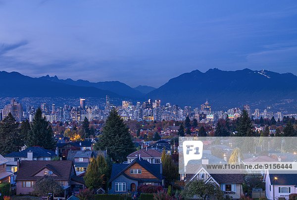 Neighbourhood. West 26th Ave and Cambie looking north  Vancouver  British Columbia  Canada