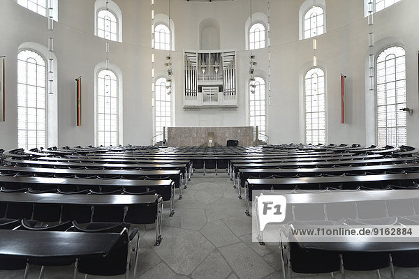 Plenarsaal mit Klais-Orgel von 1988  Paulskirche  Frankfurt am Main  Hessen  Deutschland