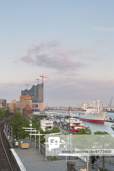 Germany  Hamburg  View on Niederhafen and Elbphilharmonie
