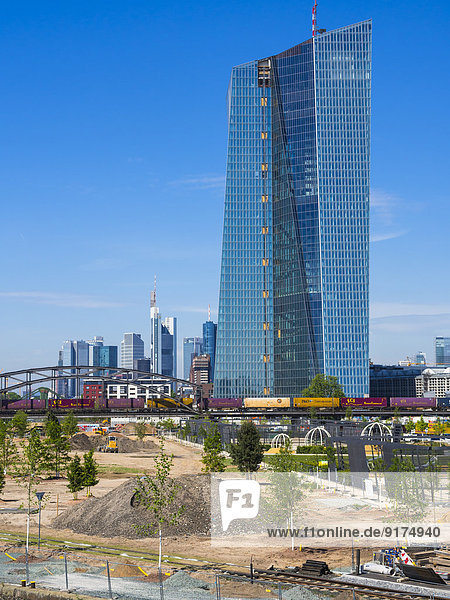 Deutschland  Hessen  Frankfurt  Deutschherrn-Brücke  Hauptsitz der Europäischen Zentralbank