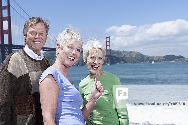 Senior Senioren Europäer Freundschaft Vereinigte Staaten von Amerika USA lächeln