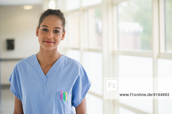 Porträt einer Krankenschwester lächelnd