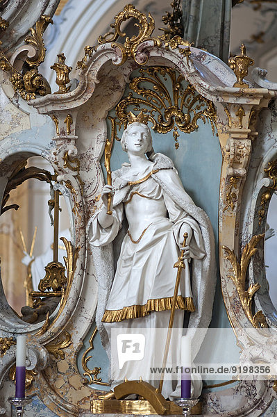 Der heilige Katharina 307 enthauptet Gnadenaltar von J.M. Feichtmayr Basilika Vierzehnheiligen 1743 bis 1772 Architekt Balthasar Neumann Bad Staffelstein Oberfranken Bayern Deutschland