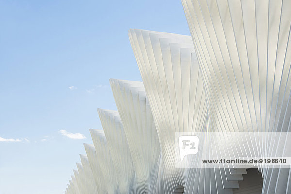 Hochgeschwindigkeitsbahnhof Mediopadana  Architekt Santiago Calatrava  Reggio nell?Emilia  Provinz Reggio Emilia  Italien