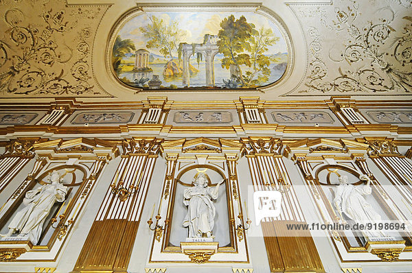 Museum Palast Schloß Schlösser Kampanien Italien Neapel Palazzo Reale