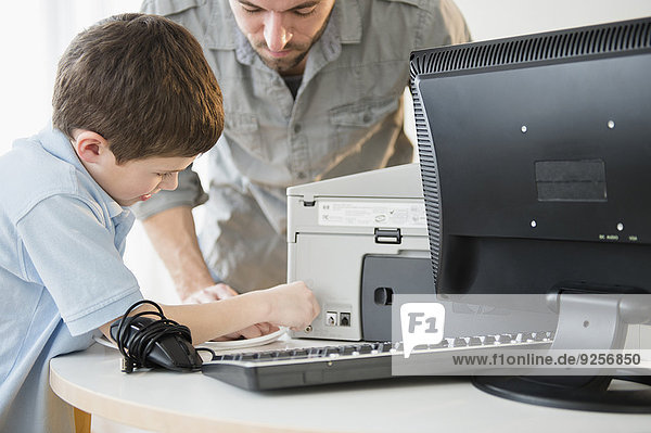 hoch oben Druckerei Computer Menschlicher Vater Sohn Tischset 5-9 Jahre 5 bis 9 Jahre Tisch Drucker