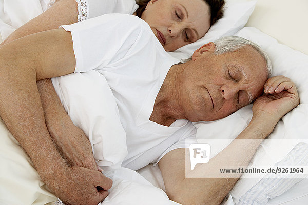 Senior Senioren Bett schlafen