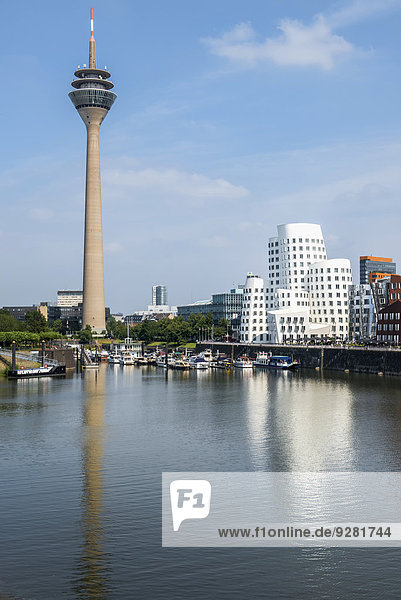 Hafen Düsseldorf Deutschland Medien Nordrhein-Westfalen Rheinturm Rheinland Nordrhein-Westfalen