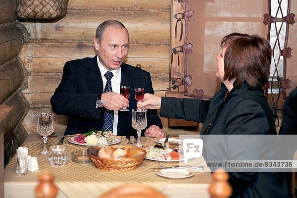 Ehefrau am Tisch essen Restaurant Präsident Gericht Mahlzeit