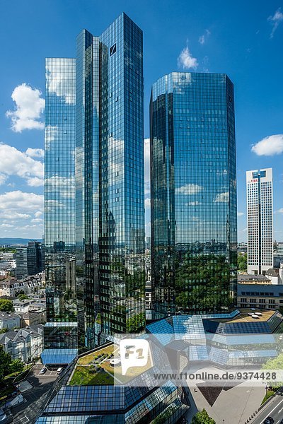 Deutsche-Bank-Hochhaus und Opernturm  Frankfurt am Main  Deutschland