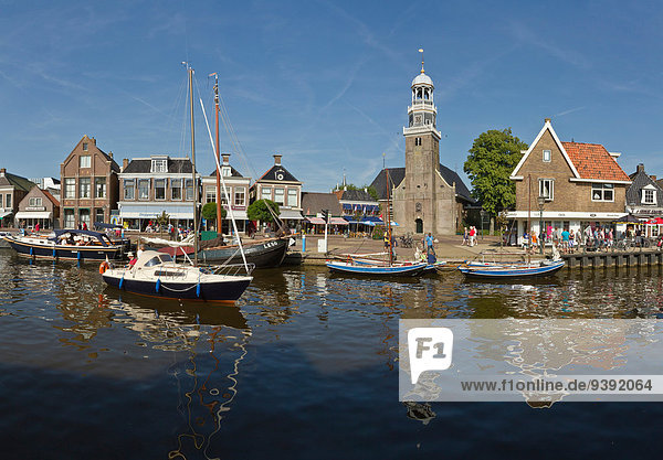 Holland  Europe  Koog aan de Zaan  Lemsterland  Lemmer  Friesland  Netherlands  city  village  water  summer  people  ships  boat  inner harbour