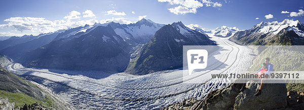 Eggishorn  couple  Aletsch glacier  mountain  mountains  canton  VS  Valais  glacier  ice  moraine  Switzerland  Europe