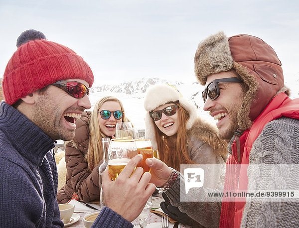 Freundschaft,Fest,festlich,Getränk,Schnee
