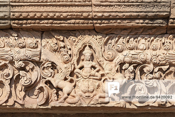 Detail des Türsturzes am Haupteingang zum Prasat Hin Phanom Rung Tempel  historischer Park Phanom Rung  Provinz Buriram  Thailand