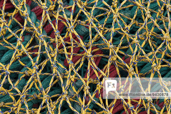 Fischernetze im Hafen,  Husavik,  Island