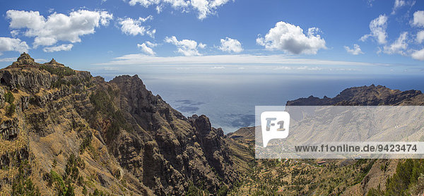 Tal mit Ausblick auf Taguluche  Arure  La Gomera  Kanarische Inseln  Spanien