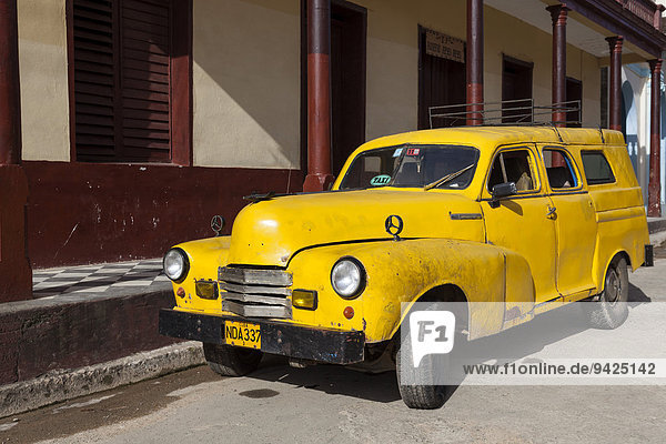 Oldtimer,  40er Jahre,  Baracoa,  Kuba