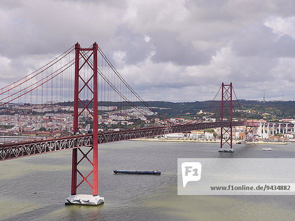 Ponte 25 de Abril  Lisbon  Portugal  Europe