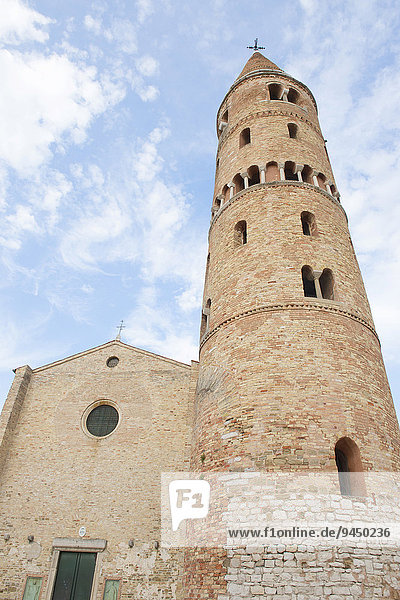Campanile von Caorle  Campanile del Duomo  Turm  Kirche  Caorle  Region Venetien  Adria  Italien  Europa