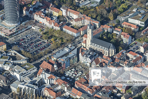Stadtzentrum mit Marktplatz und Stadtkirche St. Michael  Jena  Thüringen  Deutschland  Europa