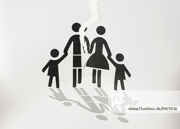 Zerrissene Familie, Illustration, Symbolbild gescheiterte Beziehung