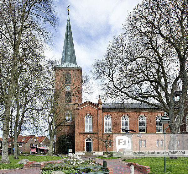 Evangelische St.-Magnus-Kirche  Esens  Ostfriesland  Niedersachsen  Deutschland  Europa