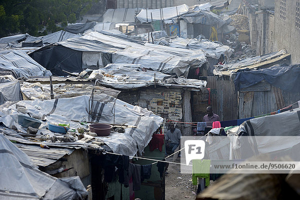 Lager für Erdbebenflüchtlinge Camp Icare  5 Jahre nach dem Erdbeben 2010  Fort National  Port-au-Prince  Haiti  Nordamerika