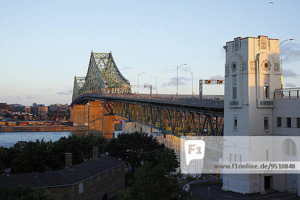 Brücke Pont Jacques-Cartier  Montréal  Provinz Québec  Kanada  Nordamerika