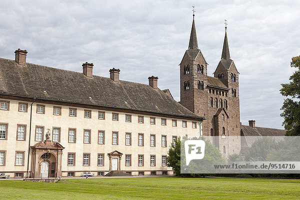Ehemalige Abtei und Schloss Corvey  UNESCO-Weltkulturerbe  Höxter  Nordrhein-Westfalen  Deutschland  Europa
