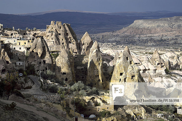 Höhlenwohnungen  Tuffsteinformationen  Uçhisar  Taubental  Güvercinlik  Provinz Nevsehir  Kappadokien  Zentralanatolien  Türkei  Asien