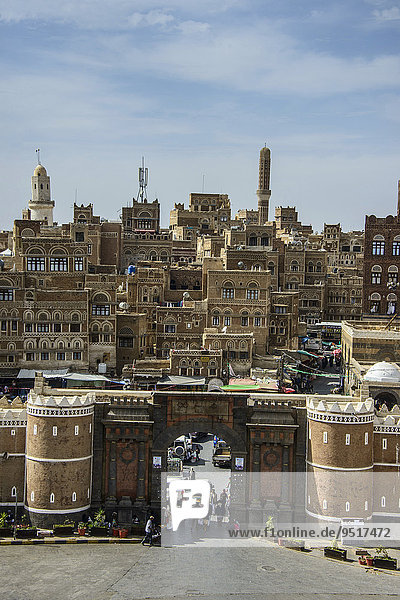 B?b al-Yaman  Tor des Jemen  und die Altstadt von Sana'a  UNESCO Weltkulturerbe  Sana'a  Jemen  Asien