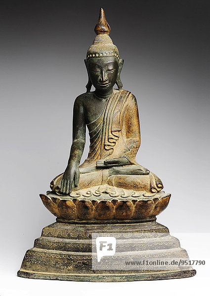 Antike Buddha-Skulptur aus Bronze  aus Myanmar