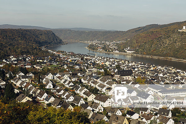 Deutschland  Rheinland-Pfalz  Blick von oben auf Bad Salzig und den Rhein