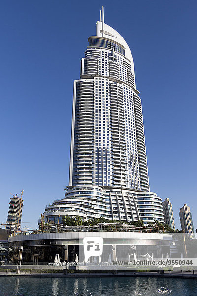 Arabien  Vereinigte Arabische Emirate  Dubai  Wolkenkratzer