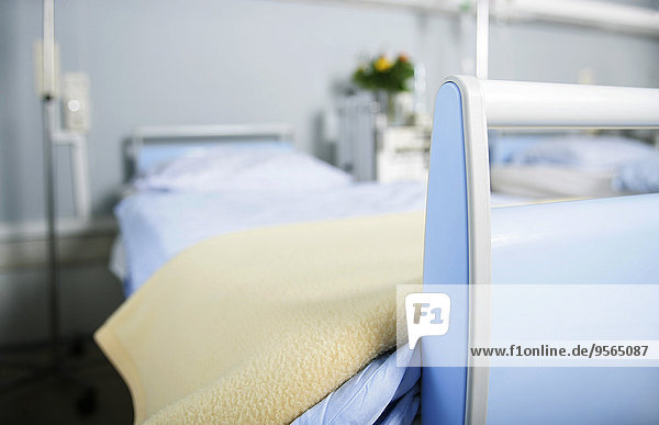 leer,Krankenhaus,Bett