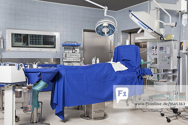 Zimmer,Krankenhaus,handhaben