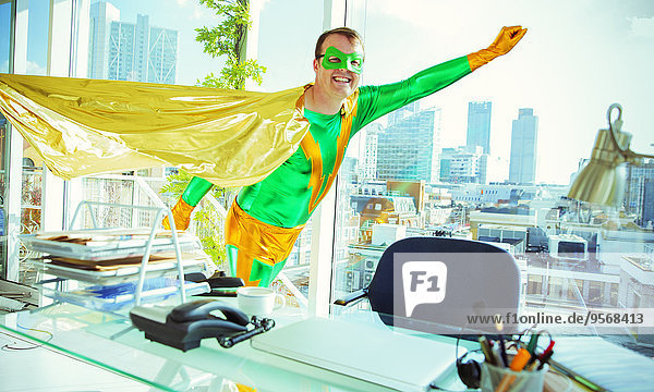 fliegen,fliegt,fliegend,Flug,Flüge,Superheld,Büro