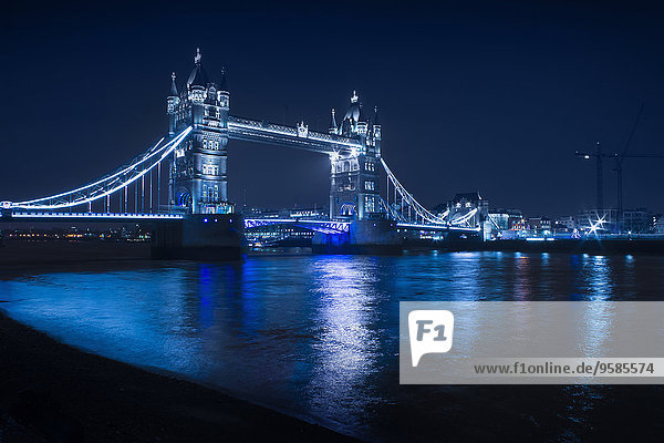 Stadtansicht Stadtansichten beleuchtet Nacht Großbritannien London Hauptstadt Brücke England