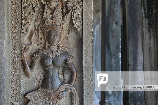 Skulptur der alten Apsara-Tänzerin  Siem Reap  Kambodscha