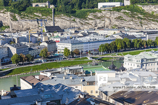 Österreich  Salzburger Land  Salzburg  Blick auf die Salzach