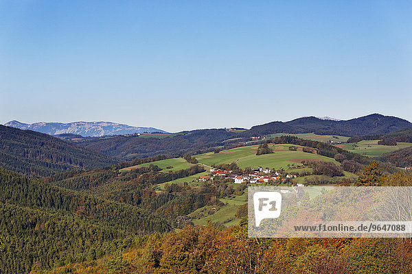 Dorf Spratzeck  Bucklige Welt  Niederösterreich  von Landsee aus  Burgenland  Österreich  Europa