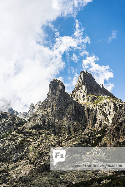 Felsspitzen  Berggipfel im Restonica Hochtal  Corte  Département Haute-Corse  Korsika  Frankreich  Europa