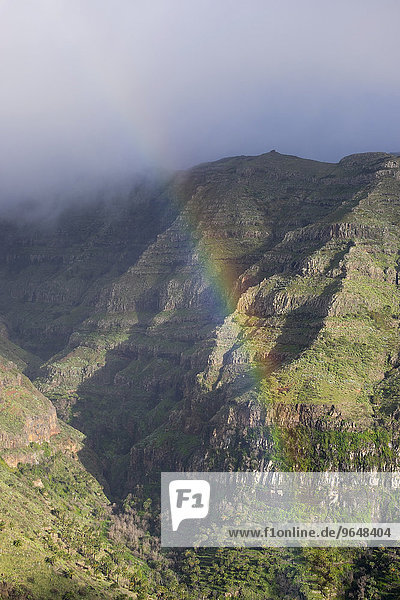 Regenbogen  Ausblick vom Mirador Cesar Manrique  Valle Gran Rey  La Gomera  Kanarische Inseln  Spanien  Europa