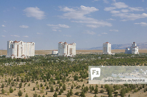 Moderne Häuser in Aschgabat  Turkmenistan  Zentralasien  Asien