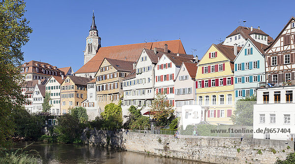 Altstadt mit Stiftskirche am Neckar  Tübingen  Baden-Württemberg  Deutschland  Europa