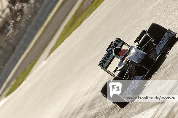 Michael SCHUMACHER GER im Mercedes MGP W01 während Formel 1 Tests auf dem Circuito de Catalunya Spanien Europa